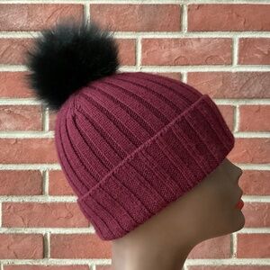Barney’s NY Burgundy Wool Cashmere Blend Knit Fox Pom Cuffed Beanie Hat O/S NWOT